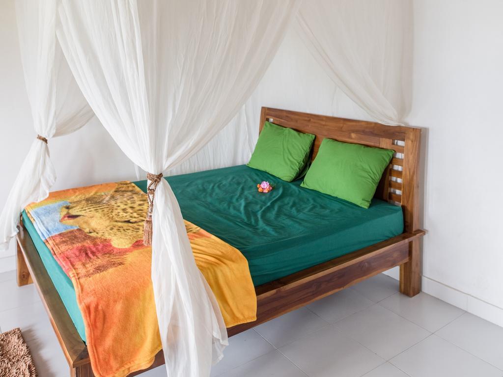 Banana Guest House Batununggul Luaran gambar